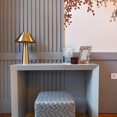 42 2 F Historical At Cardosas Block * Porto