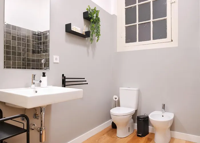 Apartment 42 2 F Historical At Cardosas Block *